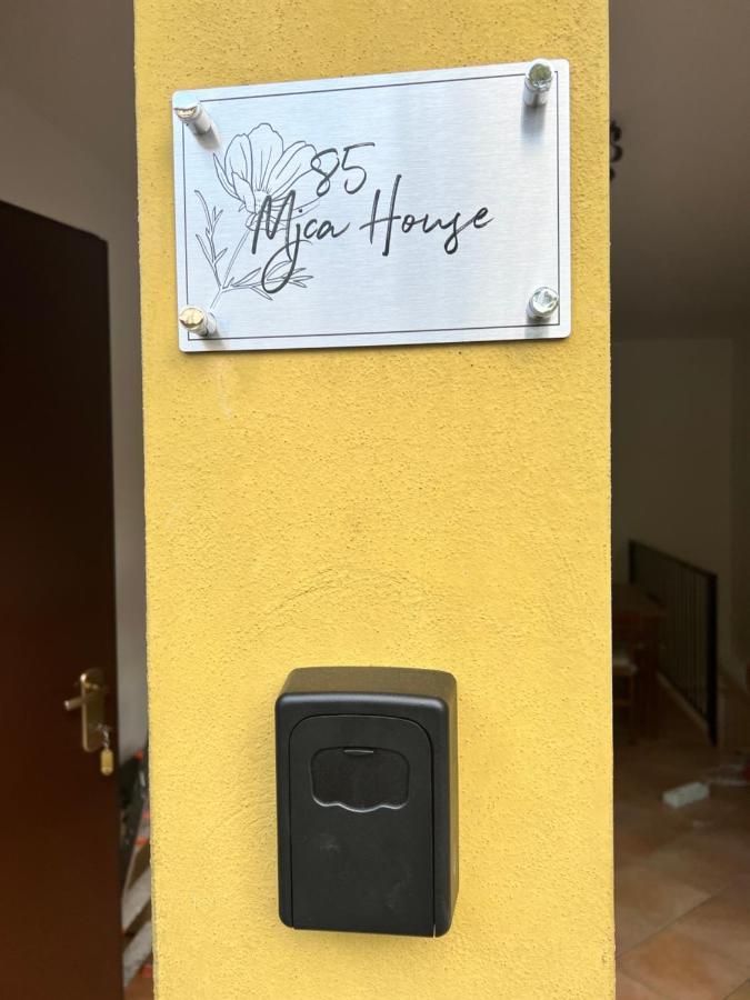 85 Mjka House Free Parking Como Albese Con Cassano المظهر الخارجي الصورة